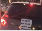 'Acabei de sair do armário': carro com recado íntimo e pedido público atrai olhares no trânsito