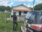 Chamada de vídeo expõe ferimentos e salva vítima mantida em cárcere na área rural de Coxim 