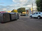 Veículo capota ao desviar de patinete elétrico em avenida de Coxim