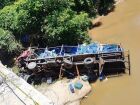 Caminhoneiro morre após caminhão sair da pista e cair em rio na BR-163, entre Sonora e Pedro Gomes