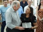 Vereadora Lúcia da AAVC homenageia o deputado federal Dr. Luiz Ovando com Título de Cidadão Coxinense