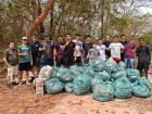Guardiões da Natureza da Ordem DeMolay recolhem 28 sacos de lixo durante mutirão no Córrego Fortaleza, em Coxim