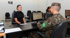 Alistamento Militar 2026 inicia nesta quinta-feira; mulheres participam pelo segundo ano