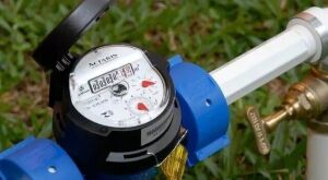 Ap&oacute;s vazamento, idosa de MS recebe contas de R$ 10 mil e Justi&ccedil;a pro&iacute;be corte de &aacute;gua  