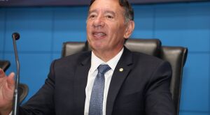 Gerson Claro lidera ranking dos parlamentares mais bem avaliados em MS
