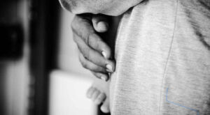 'Mam&atilde;e fez isso', disse crian&ccedil;a torturada ao ser resgatada pelo Conselho Tutelar em MS