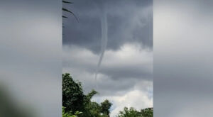 Nuvem rara reaparece no c&eacute;u de S&atilde;o Gabriel do Oeste