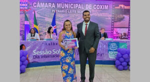 William Meira homenageia Alcirlei Nunes da Silva com Mo&ccedil;&atilde;o de Congratula&ccedil;&atilde;o pelo Dia Internacional da Mulher