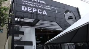 M&atilde;e e padrasto s&atilde;o presos ap&oacute;s beb&ecirc; de 1 ano ser socorrido com sinais de abuso sexual e maus-tratos em MS