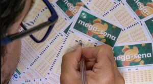 Aposta de Coxim acerta a quina da Mega-Sena e fatura R$ 33,9 mil