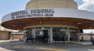 Em Coxim, homem &eacute; atacado com mais de 10 facadas e fica em estado grave