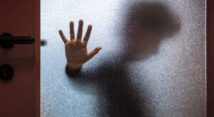 Pai &eacute; suspeito de estuprar filho de 12 anos durante bebedeira em MS