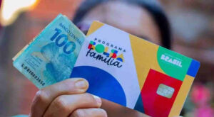 Bolsa Fam&iacute;lia: benefici&aacute;rios com NIS final 6 recebem parcela de abril nesta sexta