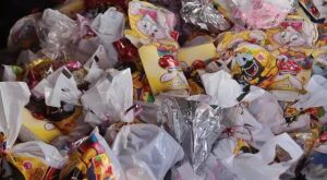 Grupo &eacute; suspeito de distribuir ovos de P&aacute;scoa para promover o Comando Vermelho em Sonora 