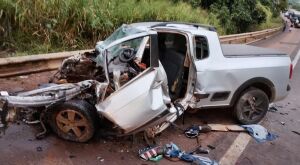 Colis&atilde;o frontal entre camionetes mata jovem na BR-163 em Rio Verde de MT/MS