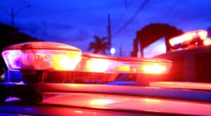 Jovem &eacute; estuprada enquanto dormia por vizinho em MS