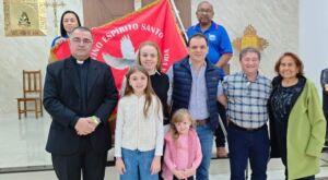 Festa do Divino Esp&iacute;rito Santo de Coxim em Campo Grande re&uacute;ne f&eacute;, tradi&ccedil;&atilde;o e centenas de devotos
