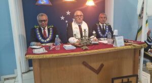 Loja Ma&ccedil;&ocirc;nica Vigilantes do Taquari em Coxim reconduz Vener&aacute;vel Mestre para a gest&atilde;o 2026/2027