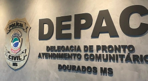 Filho &eacute; preso ap&oacute;s espancar e esfaquear a pr&oacute;pria m&atilde;e em MS