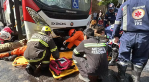 Motociclista morre ap&oacute;s ser arrastada e ficar presa embaixo de &ocirc;nibus em MS
