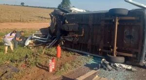 Acidente com van da sa&uacute;de deixa 3 mortos e 7 feridos na BR-163 em MS 