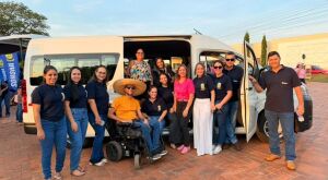 Sonora entrega nova van para fortalecer o transporte de pacientes da Sa&uacute;de