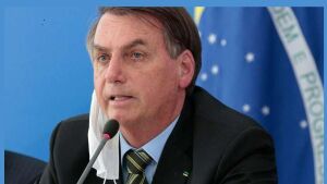 Bolsonaro anuncia salário mínimo de R$ 1.212 em 2022