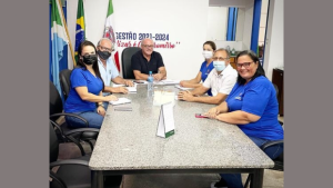 Prefeito de Rio Verde participa de reunião com a equipe da Secretaria de Educação para tratar sobre o 1º Desafio das Merendeiras do MS 