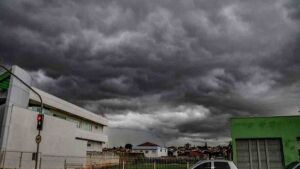 Chuva forte e ventos de até 60 km/h podem atingir MS