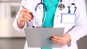 Médica estrangeira pode realizar inscrição no Conselho Regional de Medicina sem certificado de proficiência em Língua Portuguesa
