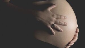 Mulher grávida é atropelada e arrastada por ex-companheiro em MS