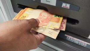 Governo de MS deposita R$ 406 milhões para pagar salário dia 1º julho