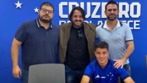 Coxinense é contratado pelo Cruzeiro para o sub-20