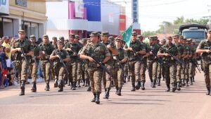 Prefeito de Coxim e o comandante do 47º Batalhão de Infantaria convidam a população para o Desfile da Independência