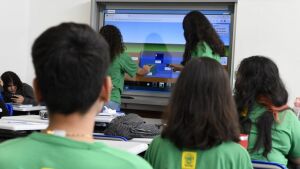 Com tecnologia e inclusão, ensino público quebra paradigmas para construir escola do futuro