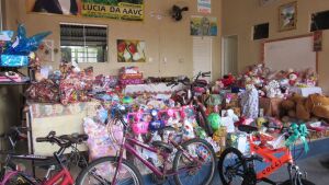 AAVC realiza grandiosa festa de Natal em Coxim