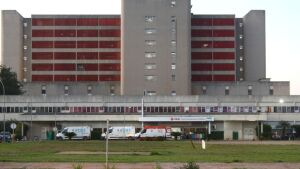 Hospital Regional abre processo seletivo para contratação de 40 enfermeiros; saiba onde se inscrever
