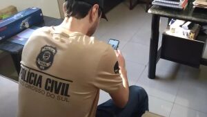 Empresário é detido em operação contra pornografia infantil que era vendida em grupos em Campo Grande