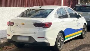 Carro de prefeitura do interior é usado para 