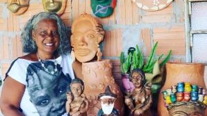 Casa em Rio Verde de MT/MS é tomada por cerâmica e histórias de uma artista apaixonada