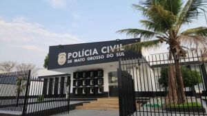 Foragido por estuprar netas é localizado e preso pela polícia em Coxim