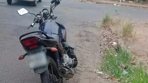 Motocicleta é apreendida com multas que ultrapassam os R$ 90 mil em MS 