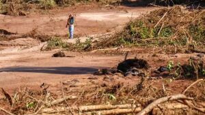 Rompimento de barragem rende multa em R$ 732 mil