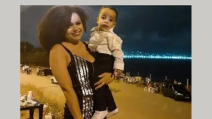 Morre mulher que decapitou filho de 6 anos em ritual satânico