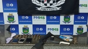 Polícia Militar em Coxim prende jovem por tráfico de drogas, posse ilegal de arma e resistência durante estágio do curso de Força Tática  