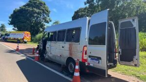 Van envolvida em acidente grave na BR-163 transportava pacientes de Dourados para Coxim