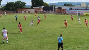 Coxim bate Águia Negra por 2 a 1 e conquista primeira vitória no estadual