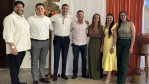 Prefeito de Pedro Gomes e comitiva participam do encontro regional do MS Ativo em Coxim