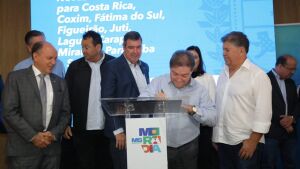 Coxim garante 59 novas moradias e avança em projeto de asfalto após agenda do prefeito Edilson Magro em Campo Grande