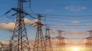 Conta de energia fica mais cara a partir deste domingo (1º)